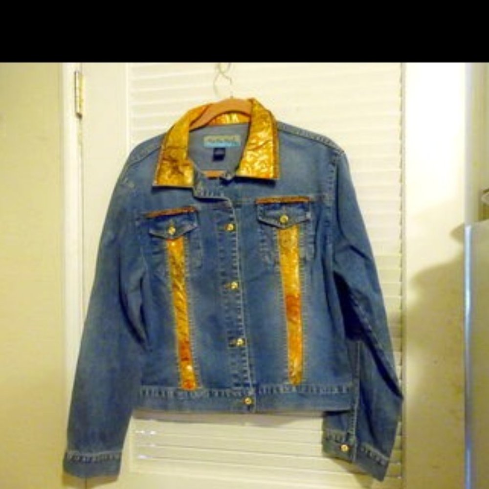 Too-She-She Embellished Denim Jacket Size Large